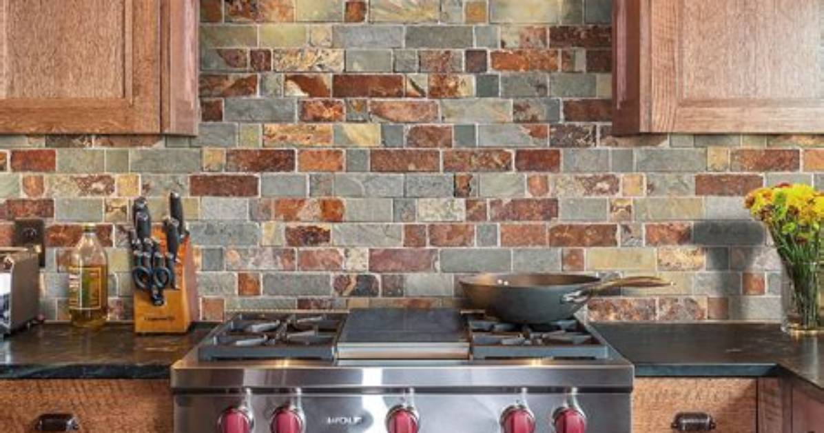 What Is a Backsplash in a Kitchen?