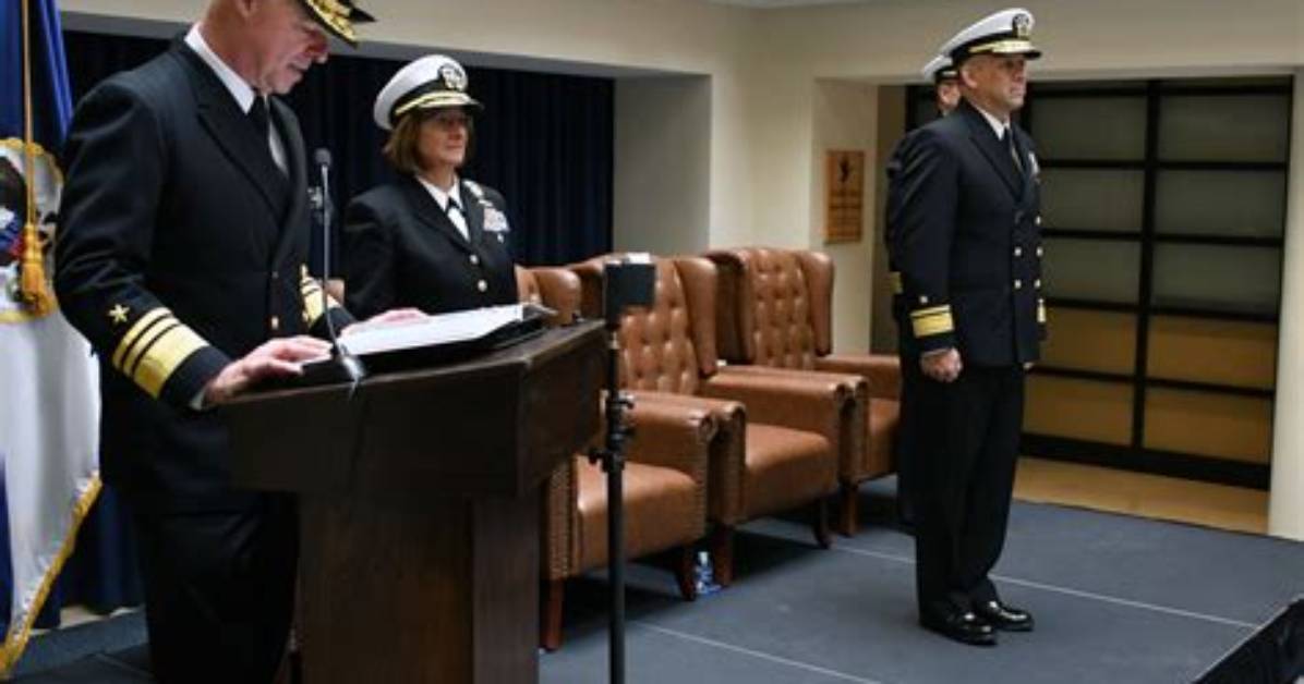What Is a Command Navy