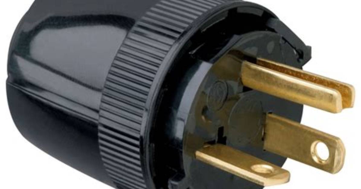 What Is a Dead Front Plug