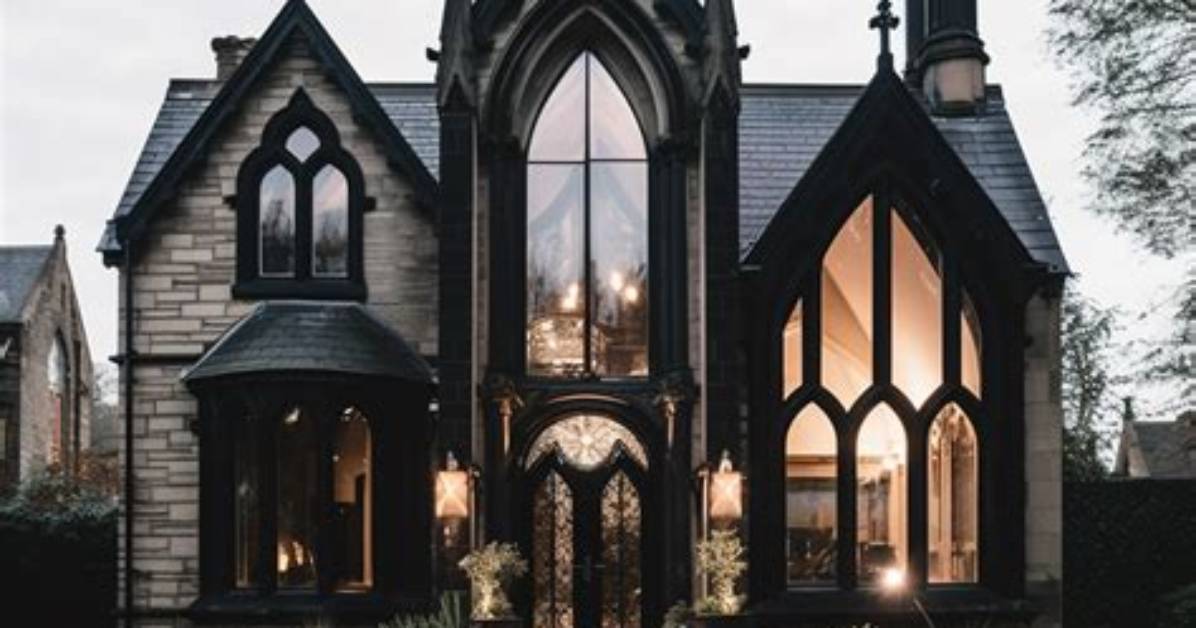 What Is a Gothic House