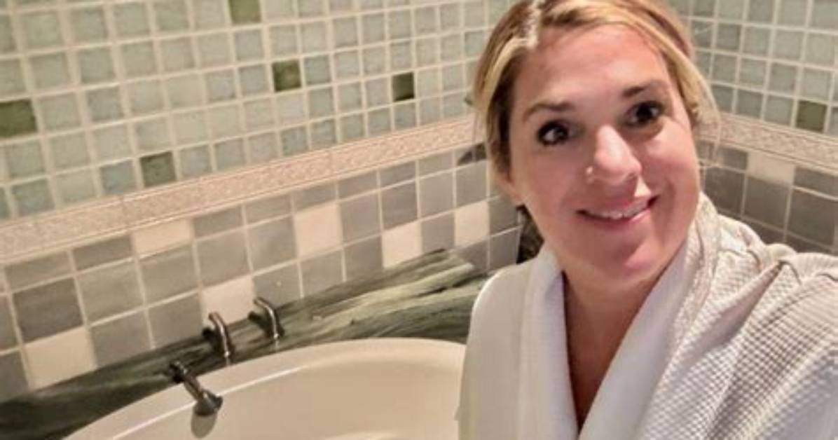 What Is a Pluto Bath? – Celebrity