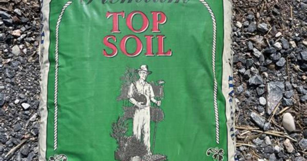 What Is Bagged Topsoil