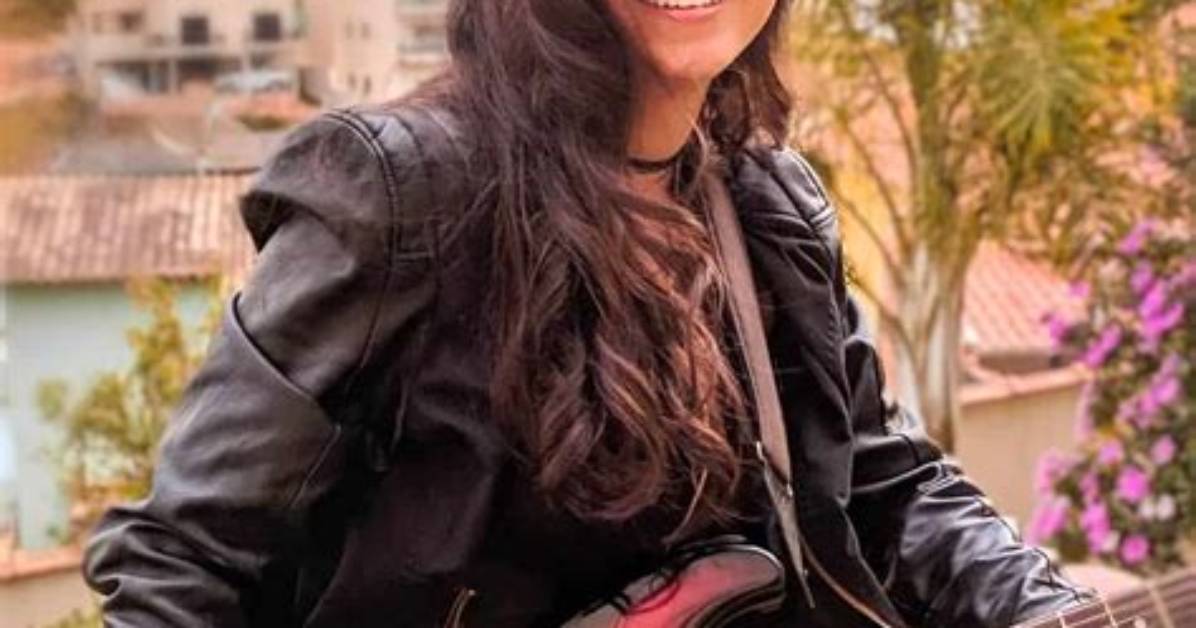 What Is Larissa’s Net Worth? – Celebrity