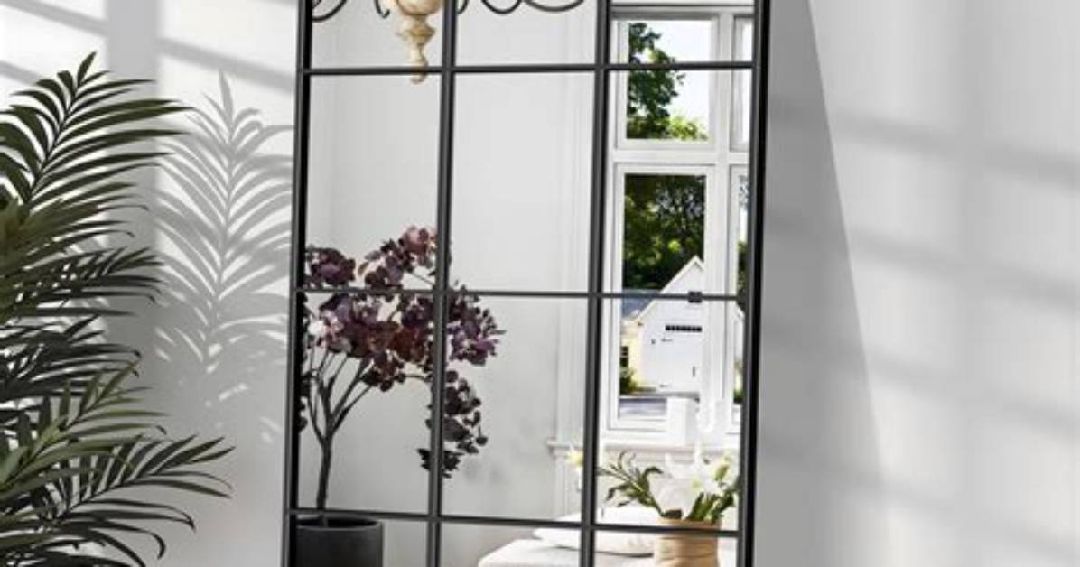 What Is Mirror Pane