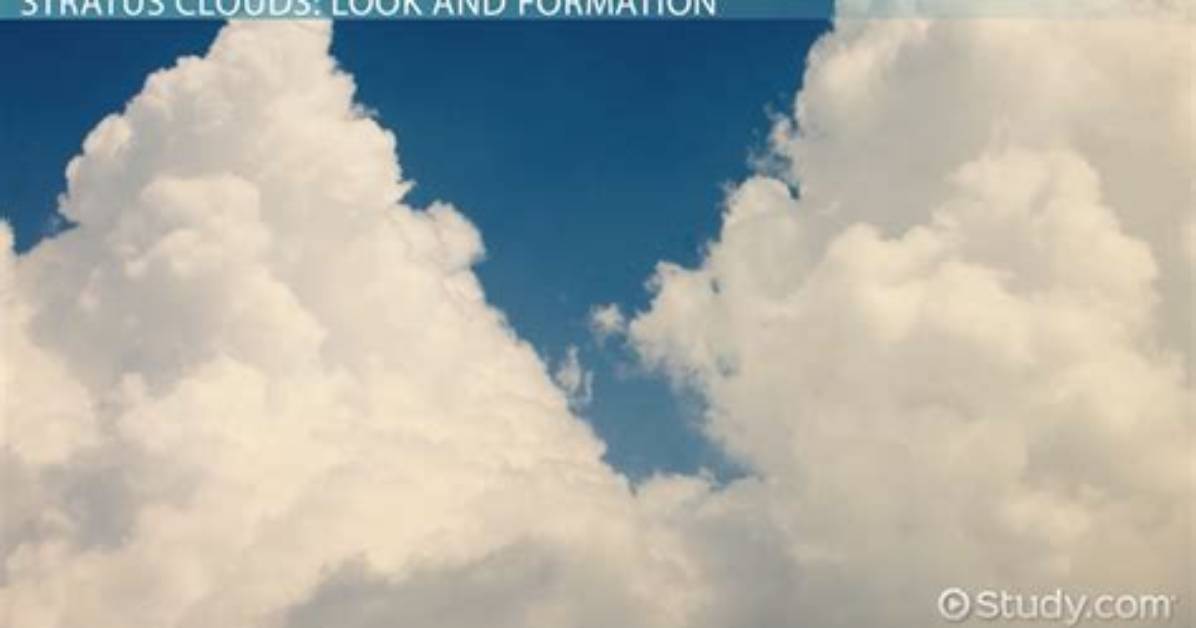 What Is the Definition of Stratus Clouds