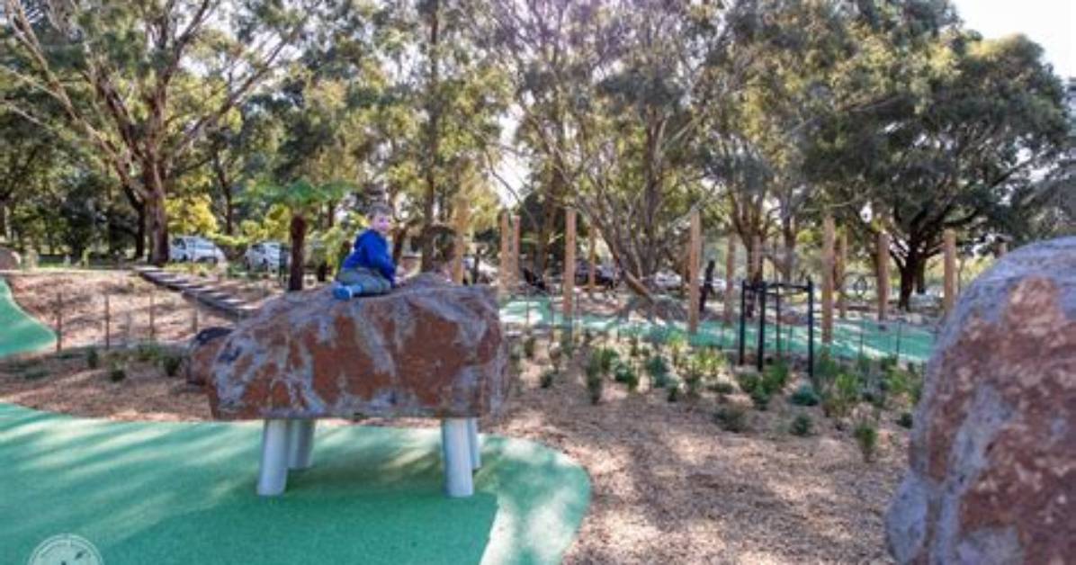 What Time Does Jells Park Close?