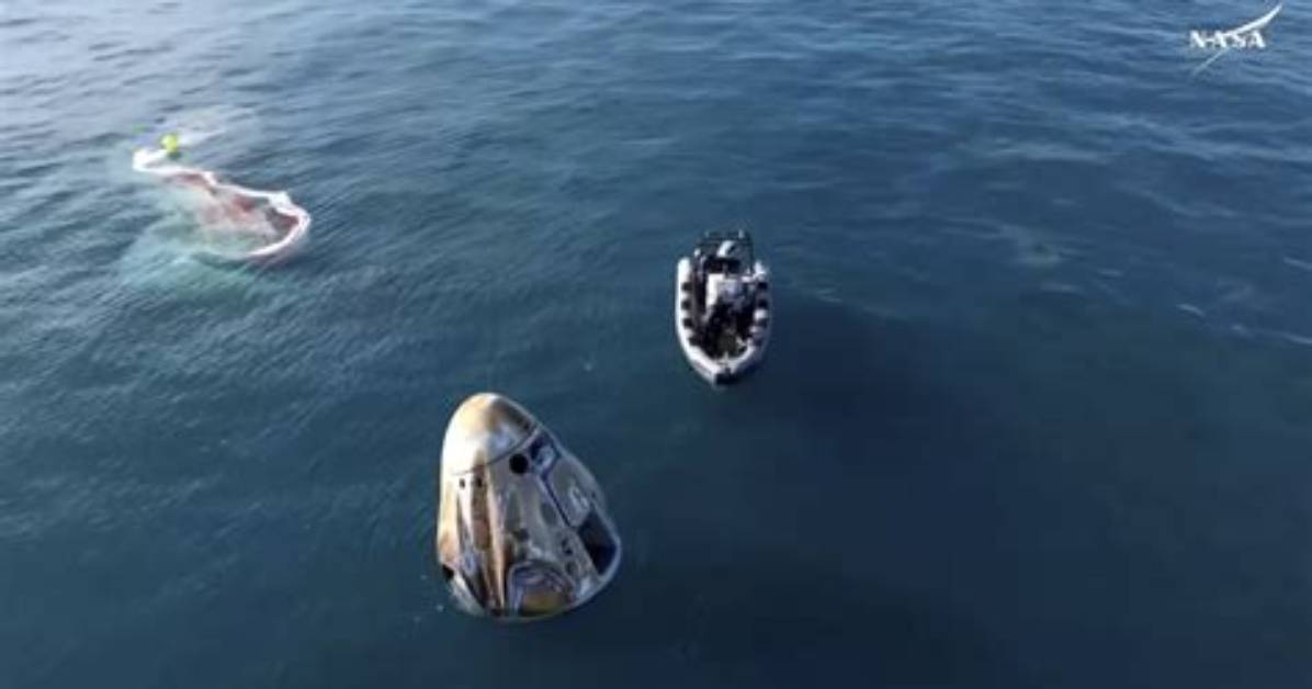 What Time Splashdown Spacex?