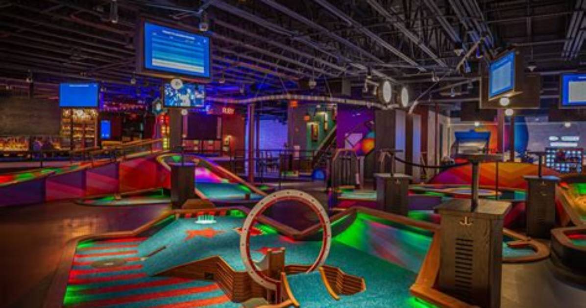 When Did Puttshack Open?
