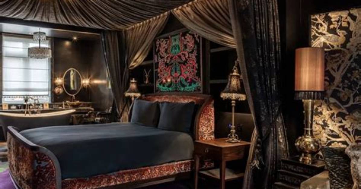 When Did the Mandrake Hotel Open?