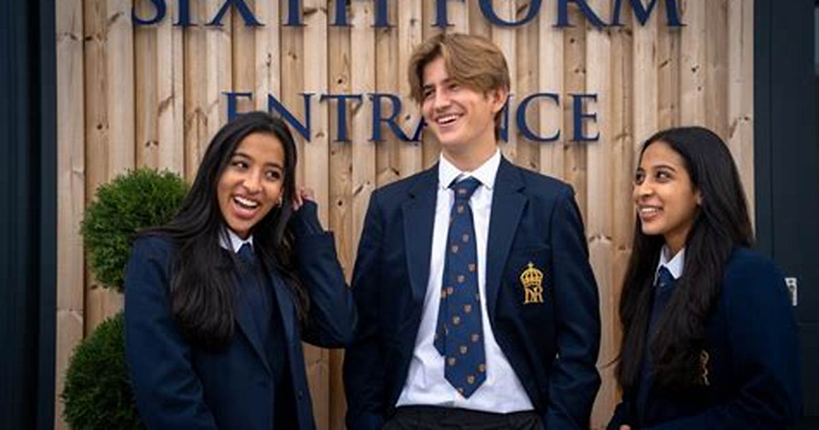 When Do 6Th Formers Finish School?