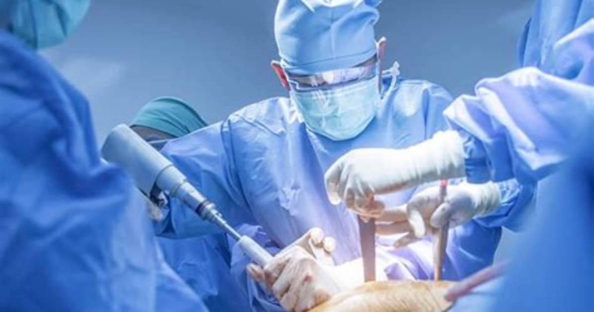 When Do Orthopedic Surgeons Retire?