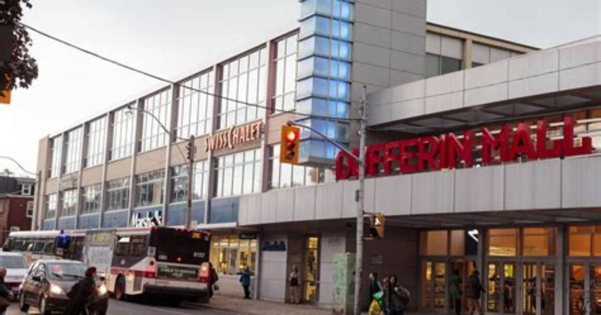 When Does Dufferin Mall Close?