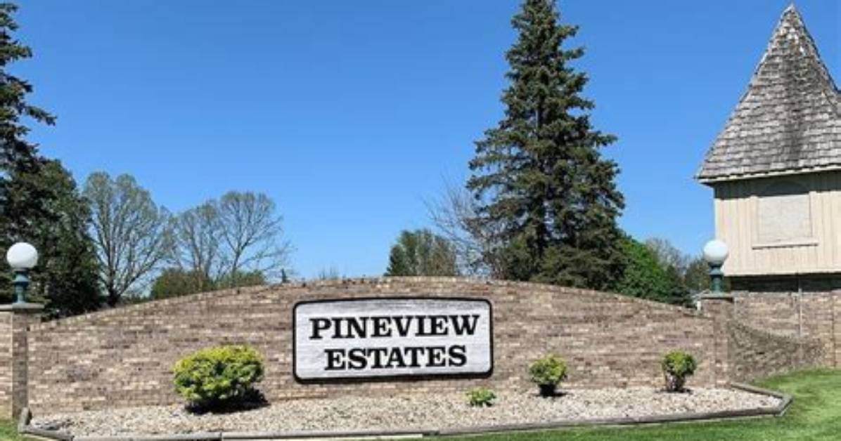When Does Pineview Open?