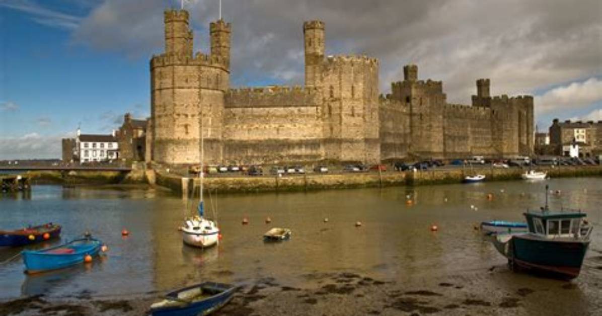 When Was Caernarfon Castle Built?