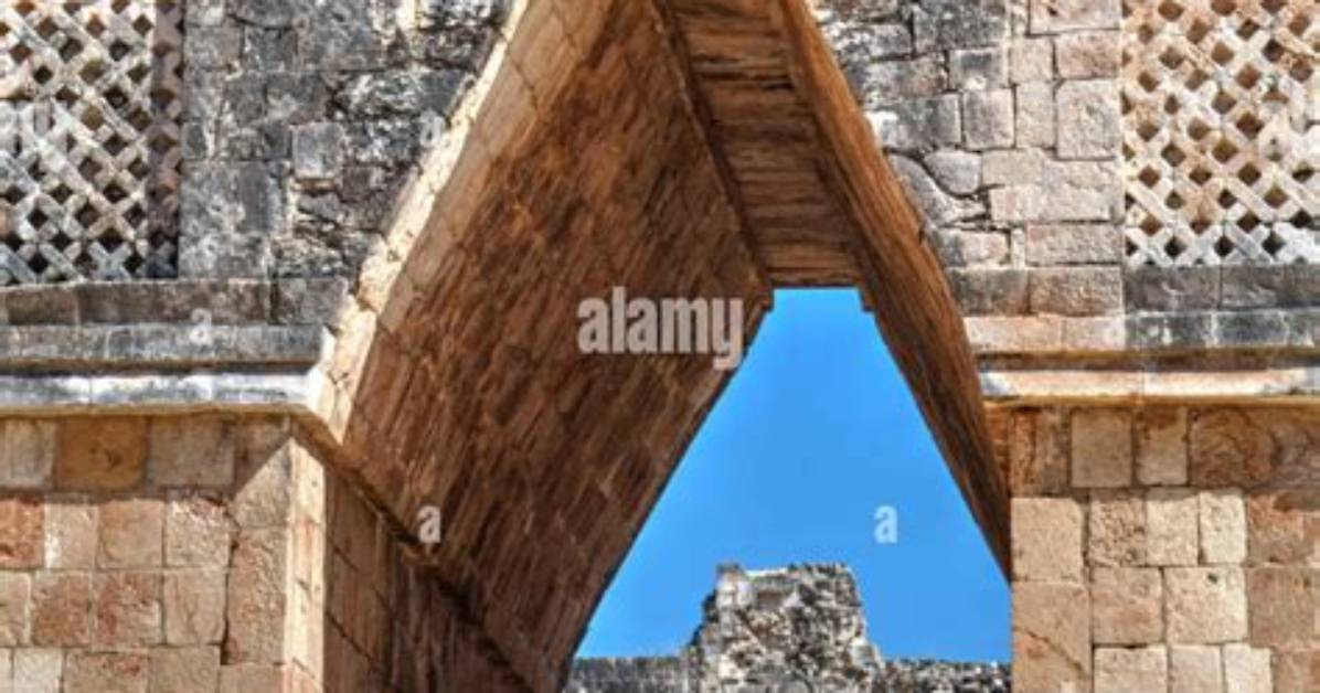 When Was Corbelled Arch Invented?