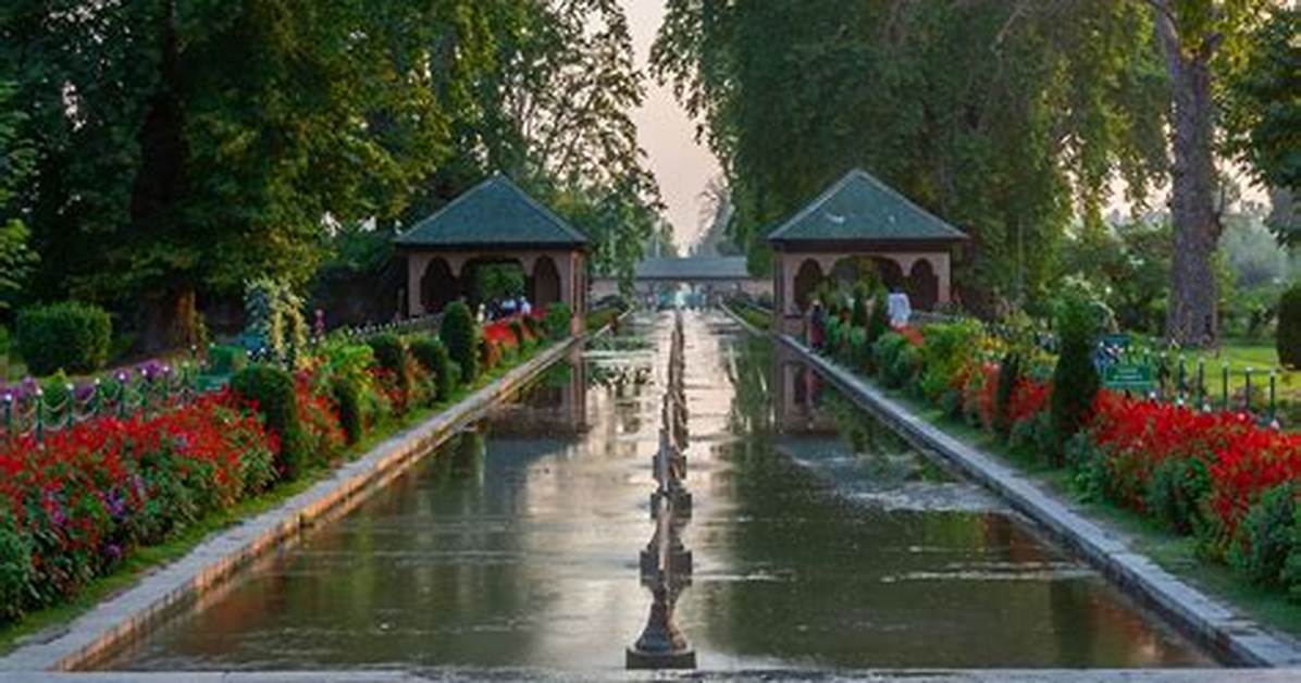 When Was Shalimar Bagh Built?