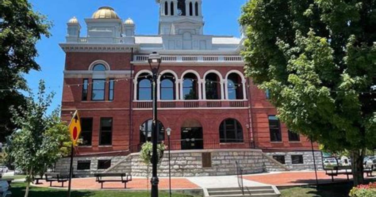 When Was the Meigs Courthouse Built?