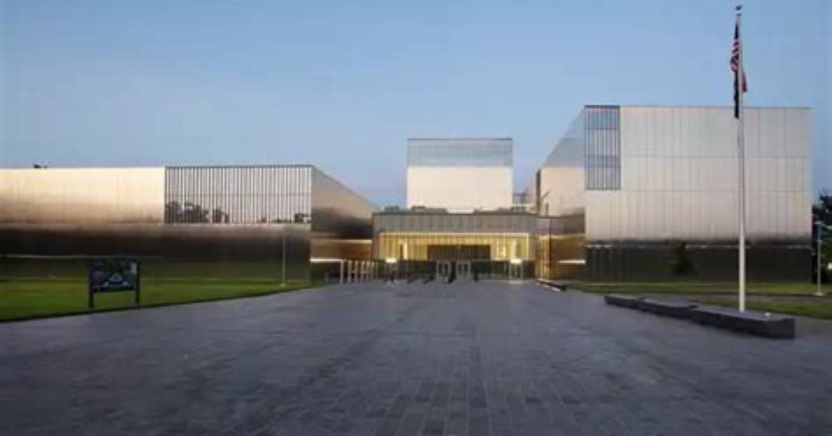 When Will the U. S. Army Museum Open?
