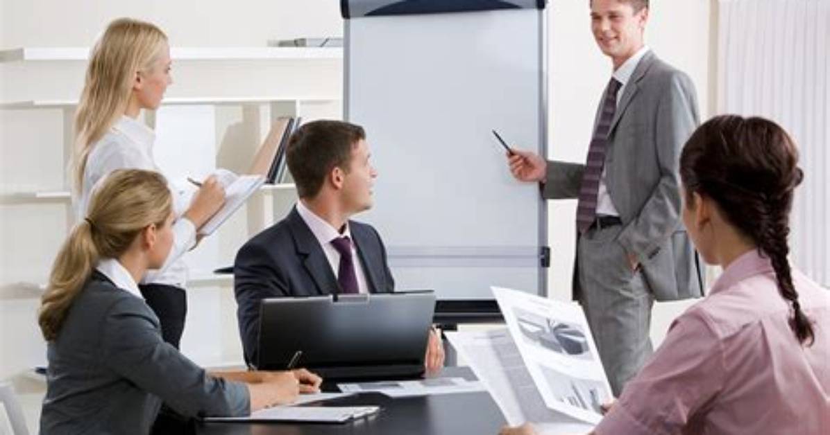 Where Do Specialists Work?