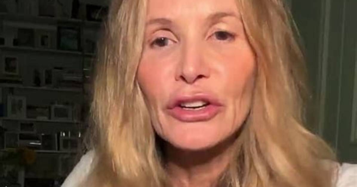 Where Does Elle Mcpherson Live?