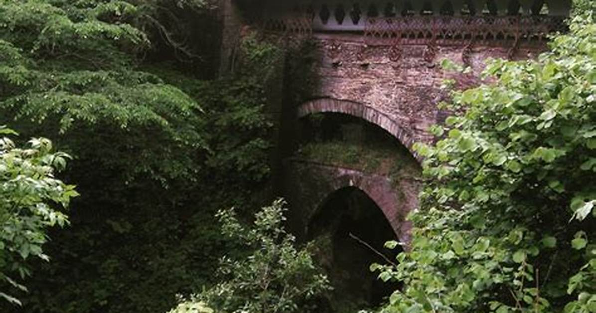Where Is Devil's Bridge in Hinterland?