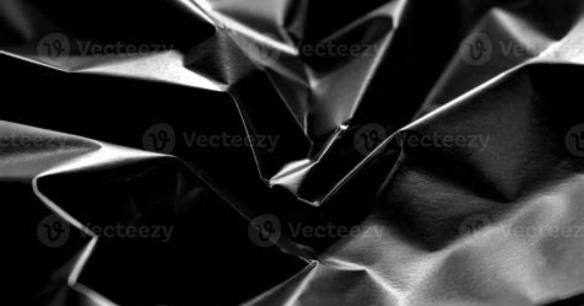 Which Material Creases Badly?