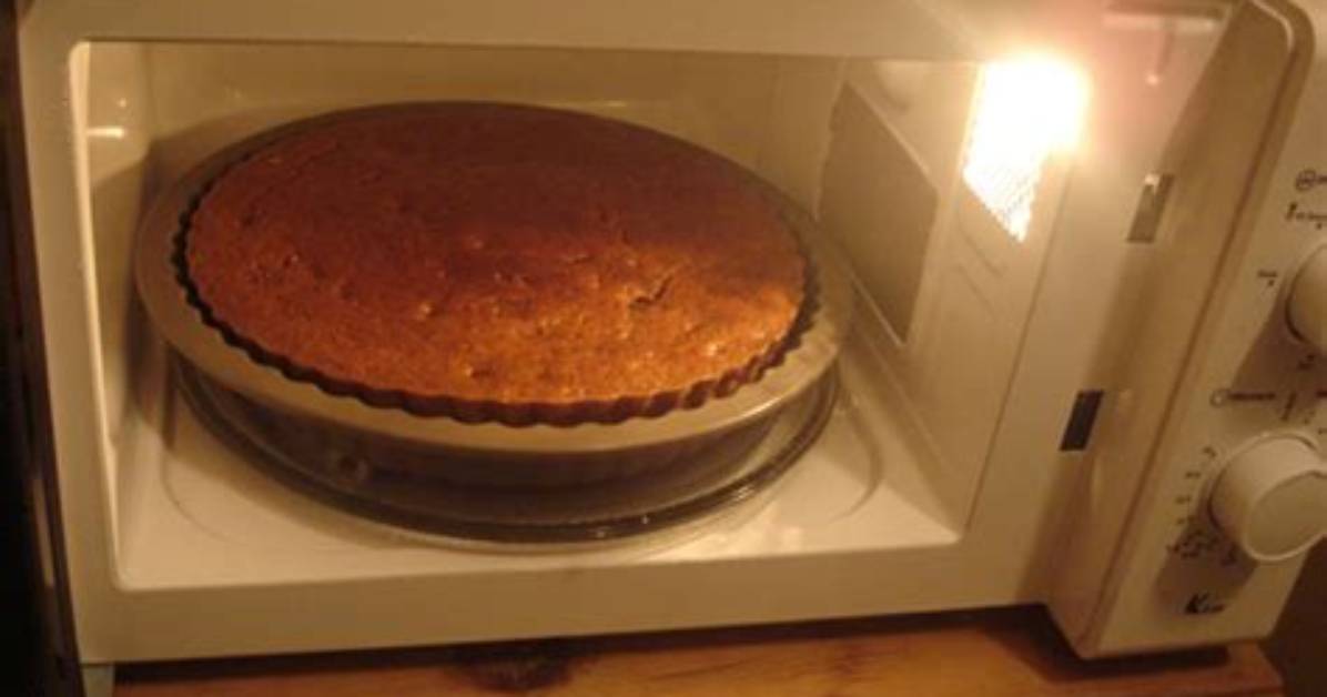 Which Microwave Oven Can Bake Cake?