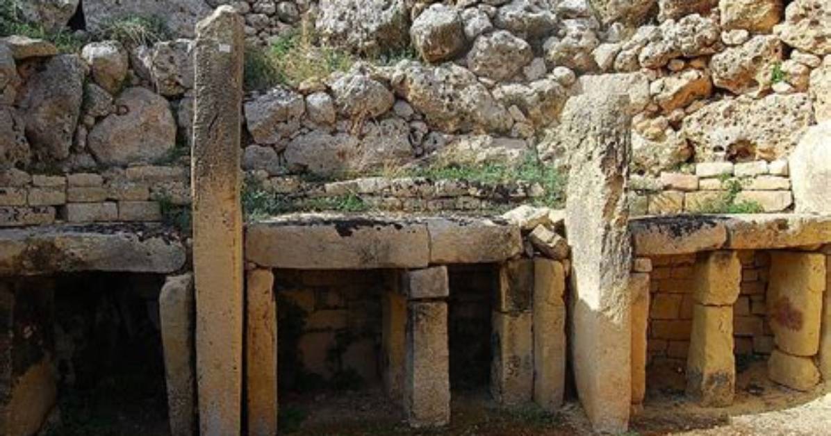 Who Built Megalithic Temples?