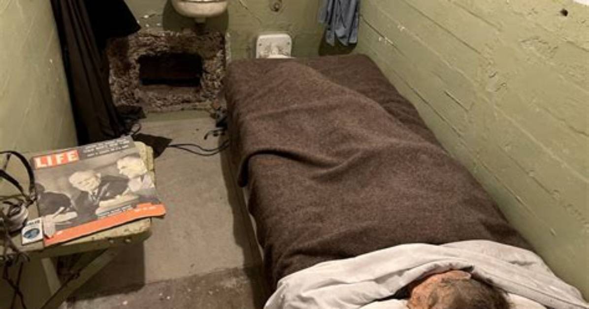 Who Died at Alcatraz? | Contextresponse. Com