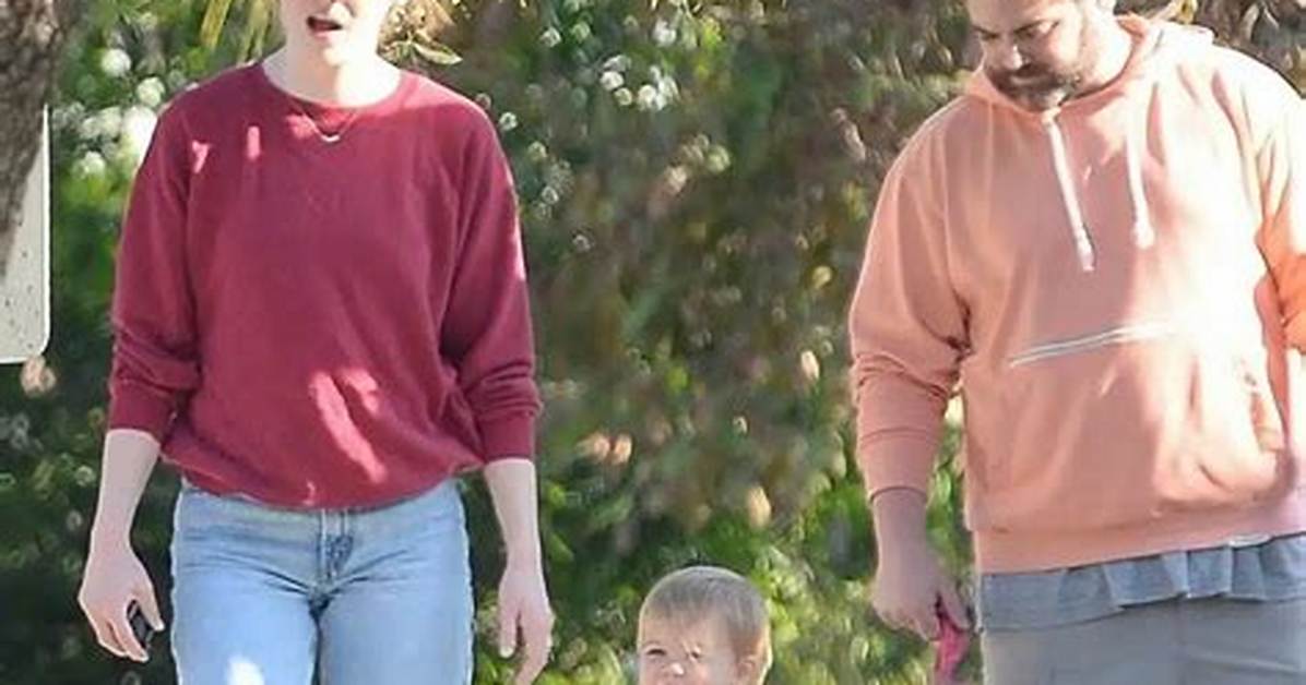 Who Is Emma Stone's Daughter Louise Jean Mccary? Exploring Her Life and Relationship with the La La Land Actress