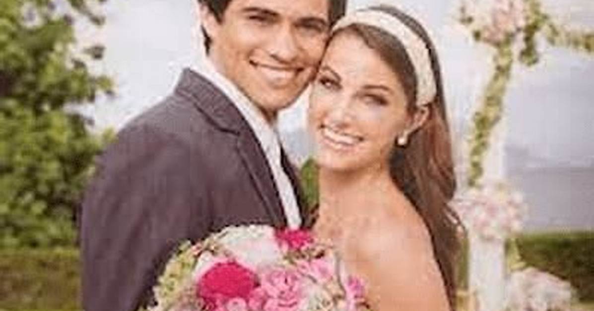 Who Is Kelly Simek Husband? Her Age, Family Life & Facts