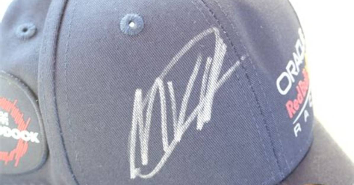 Who No Cap Signed To