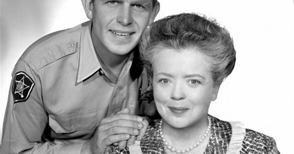 Who Was Aunt Bee Married to? – Celebrity