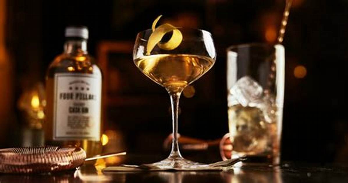 Why Barrel Aged Gin Cocktails Might Just Be the Best Thing You've Never Tried
