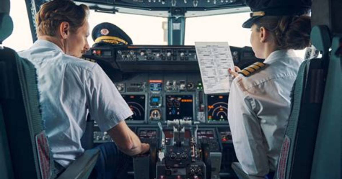 Why Do Planes Need 2 Pilots?
