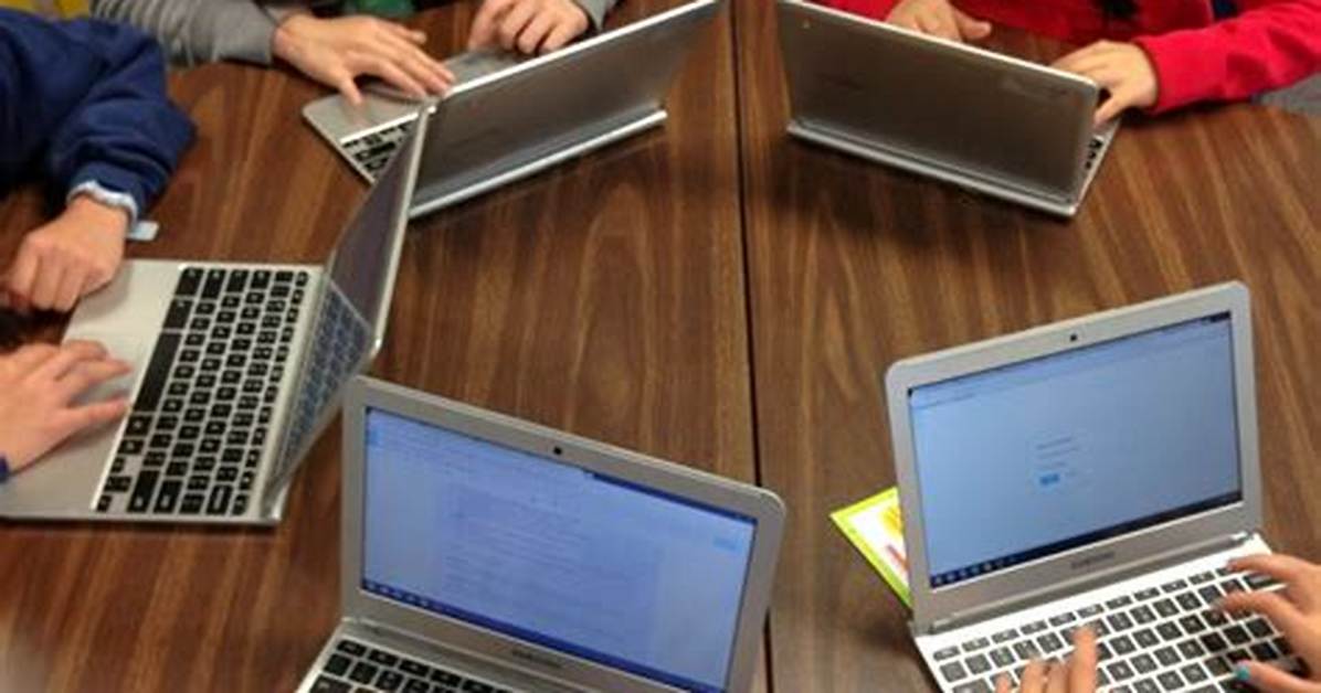 Why Do Schools Use Windows 7?