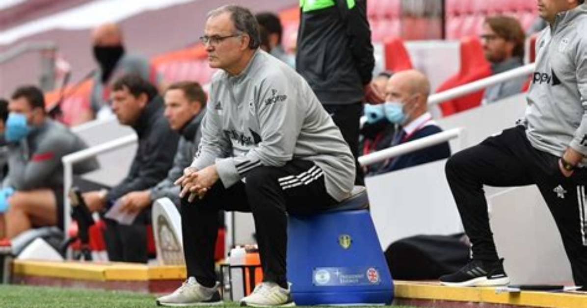 Why Does Marcelo Bielsa Squat?