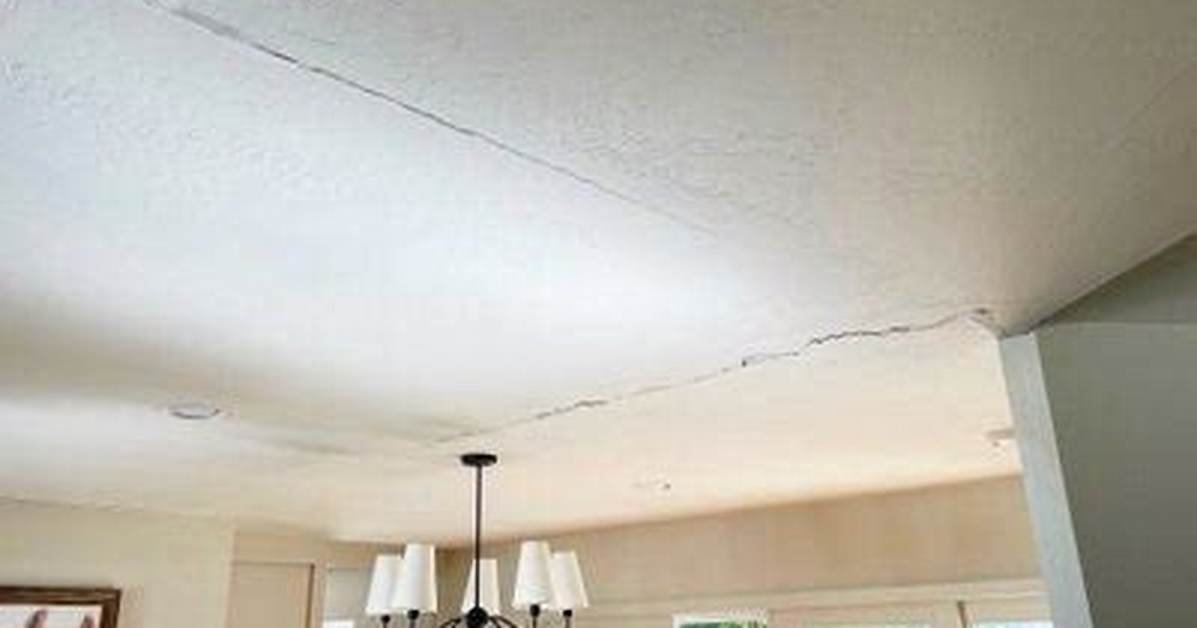Why Does My Ceiling Have Cracks