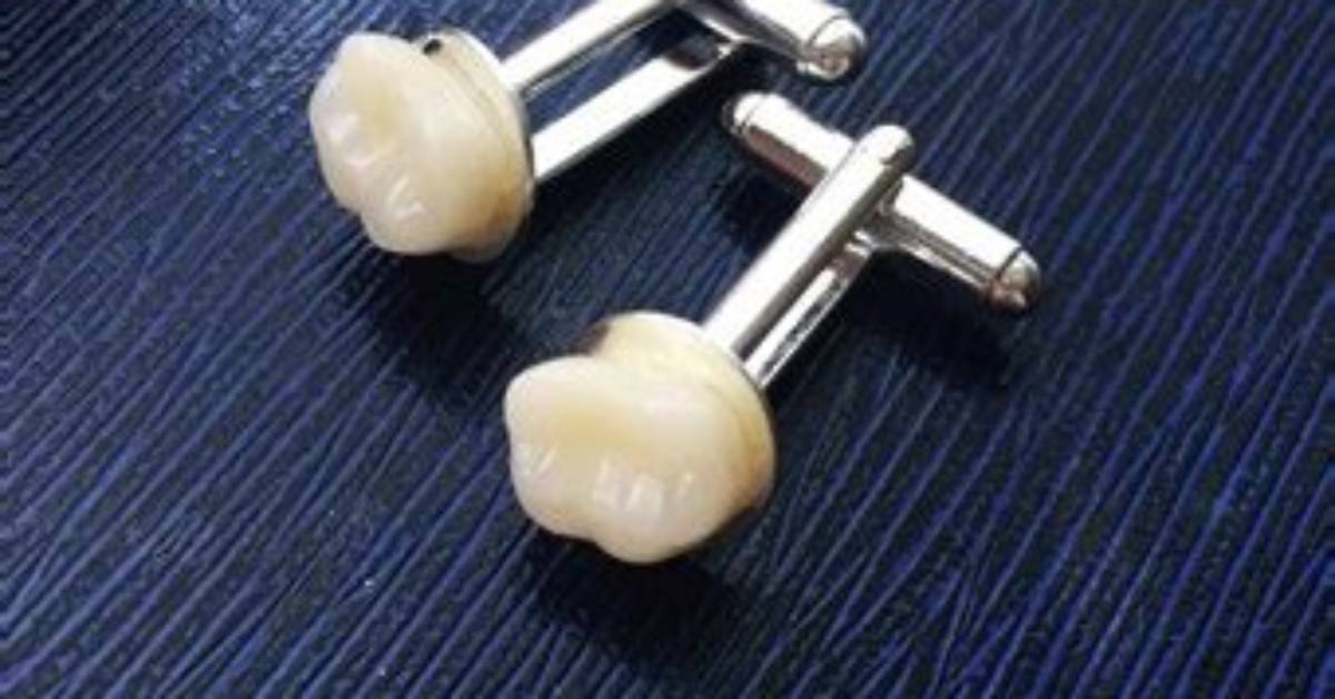 Why Does Wolfsheim Have Molar Cufflinks