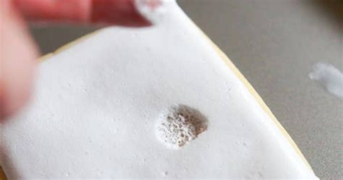 Why Is My Royal Icing Bumpy?