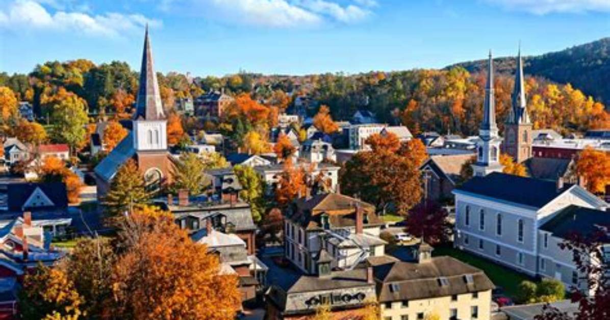 Why Live in Small Towns?