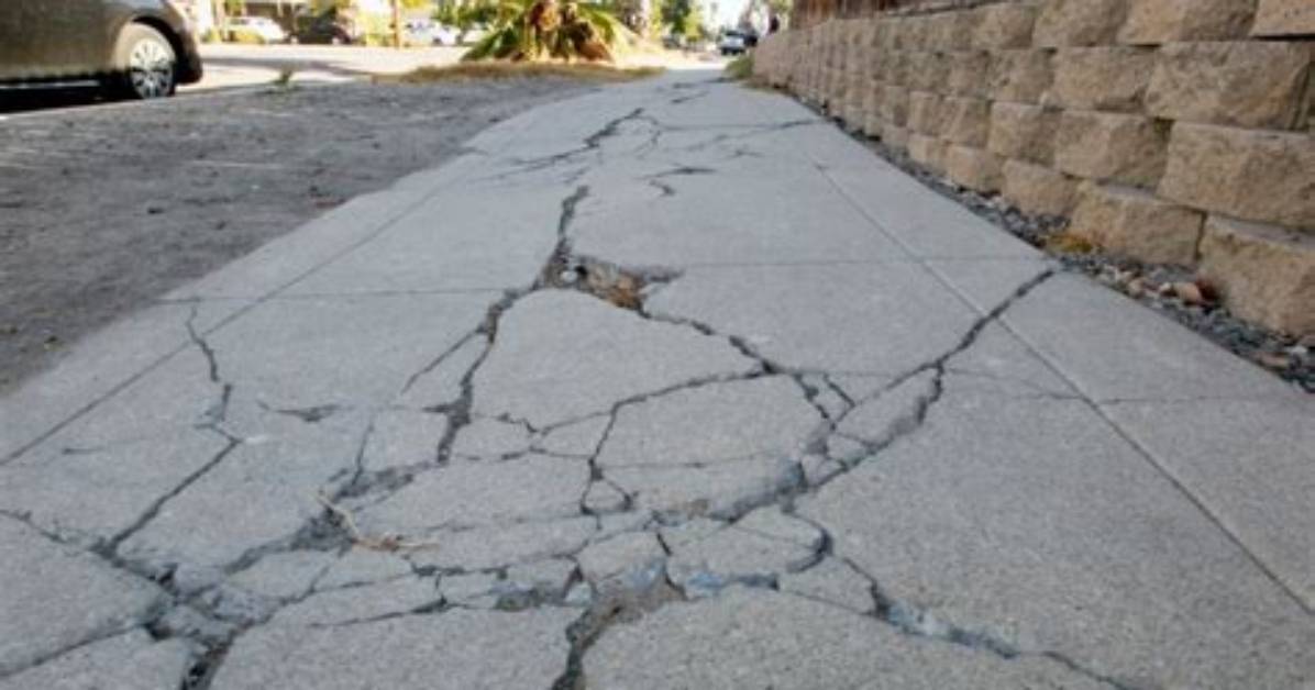Why Sidewalks Get Cracks?