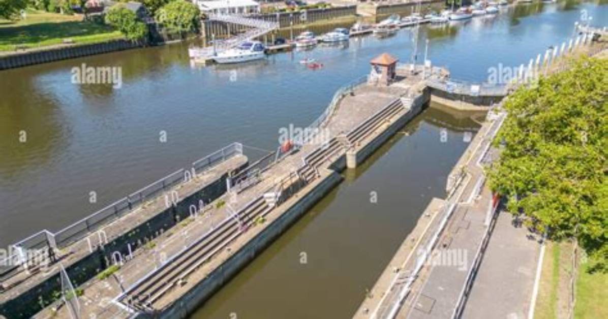Why Was Teddington Lock Built?