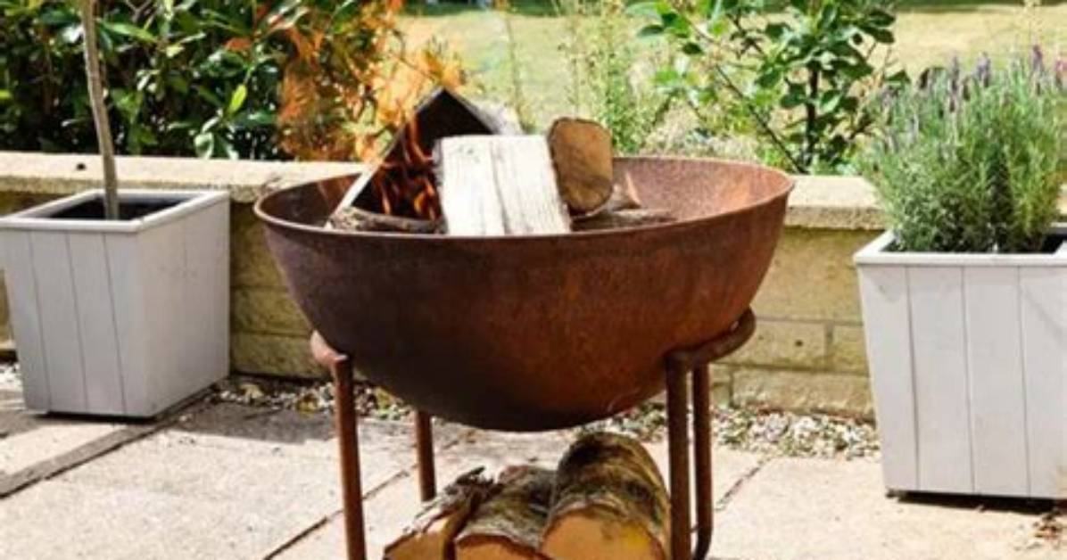 Will a Cast Iron Fire Pit Rust