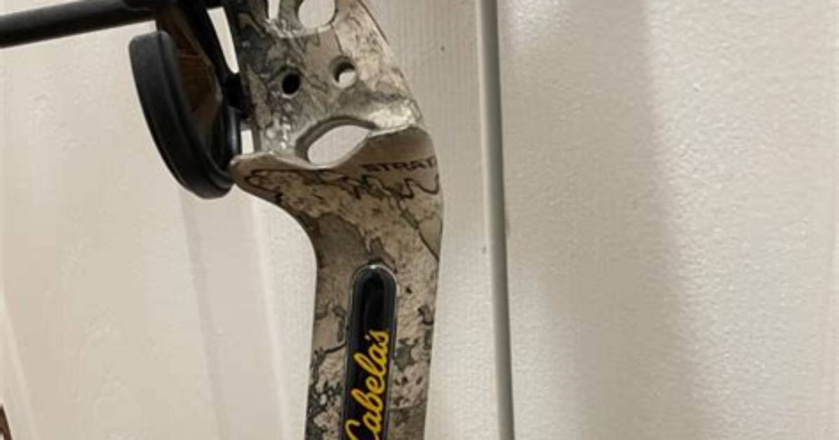 Will Cabelas Set up a Bow?