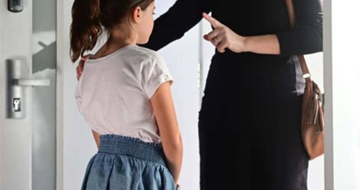 Woman Criticized by Parents for Rejecting Her High School Bully's Request to Be Friends