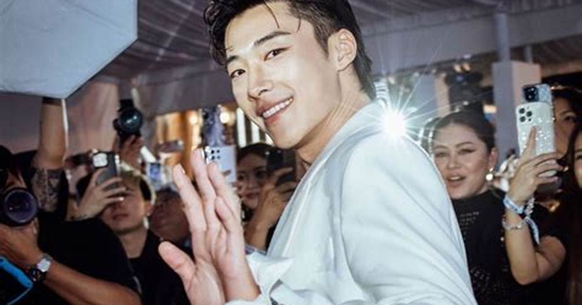 Woo Do-Hwan Net Worth