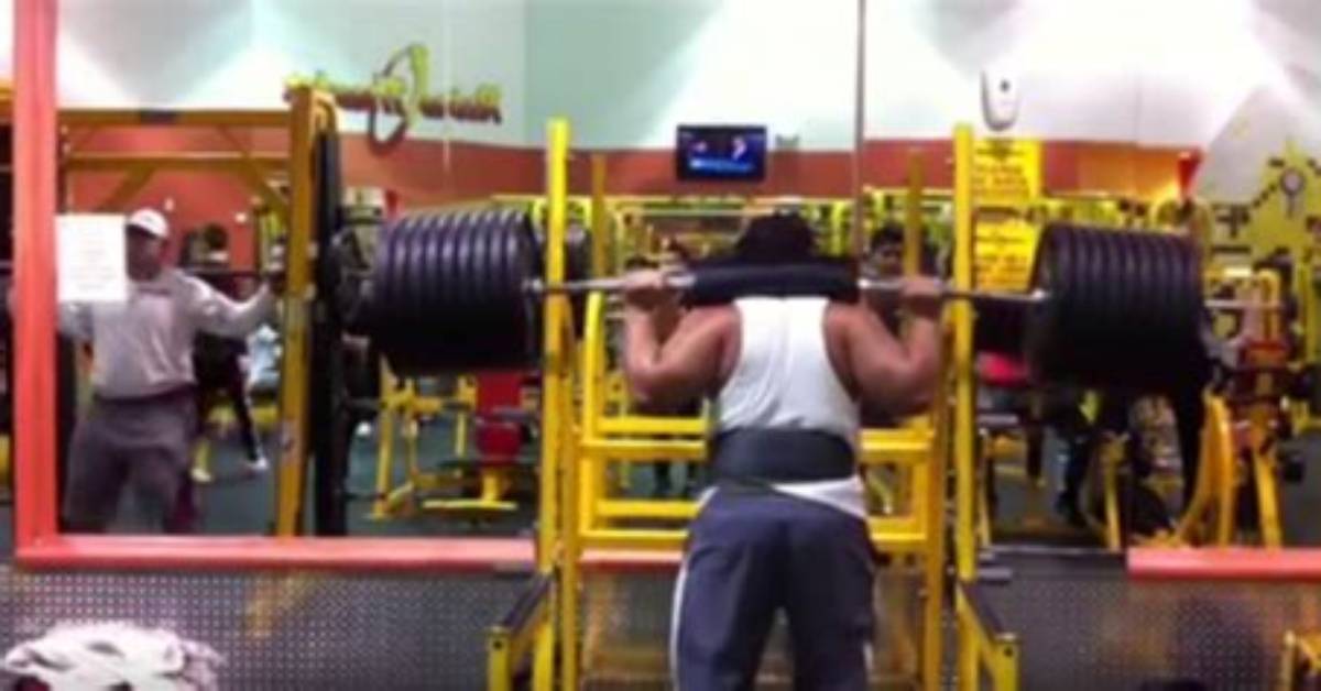 Worst Gym Fails: 855-Pound Squat Attempt