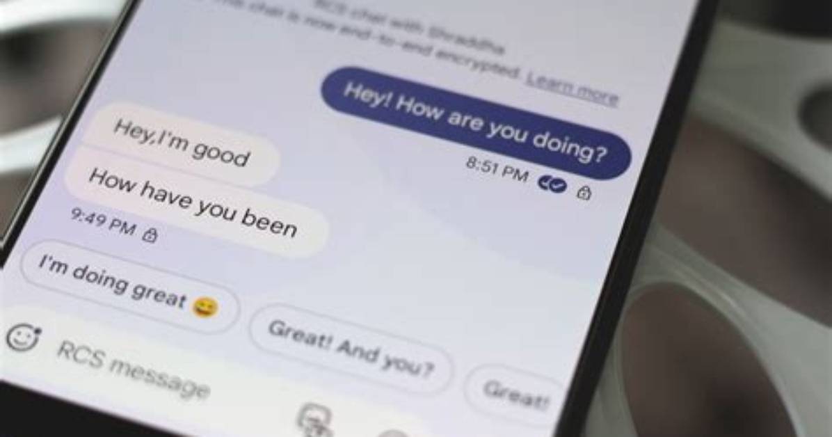 Your Question: Can an Android Text an iPhone?