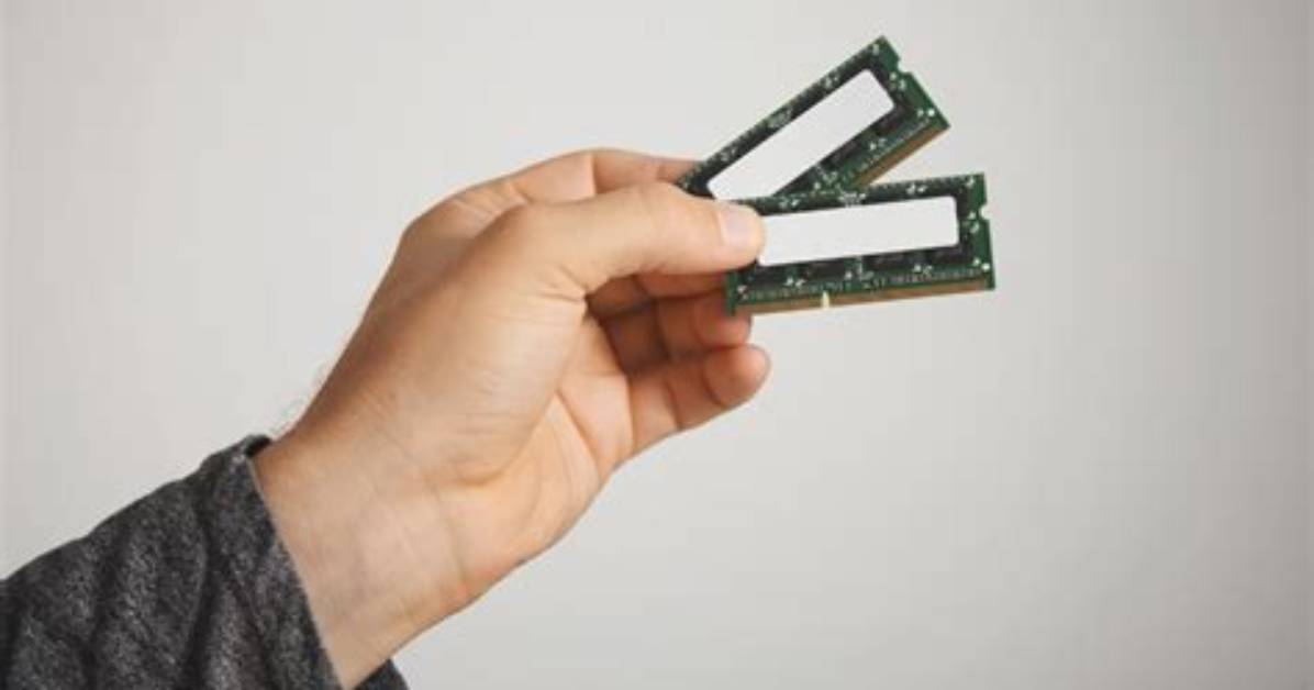 Your Question: How Does an Android Compiler Work?